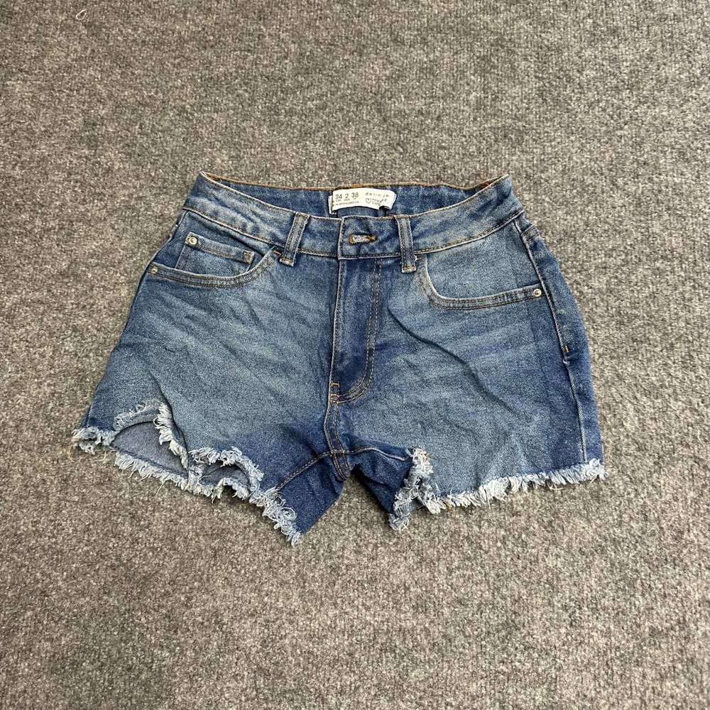 Denim Co. Shorts Womens Size 2 Blue High Waisted Frayed Hem Raw Edge Denim